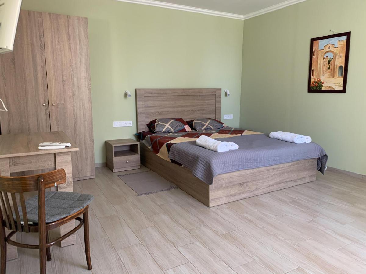 Bukhta Aparthotel Vapniarca Esterno foto