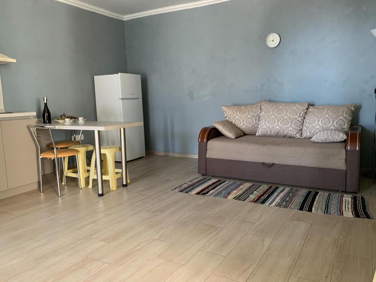 Bukhta Aparthotel Vapniarca Esterno foto