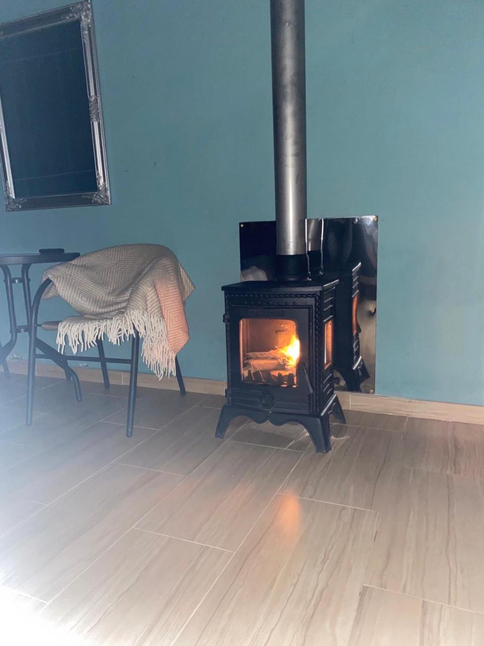 Bukhta Aparthotel Vapniarca Esterno foto
